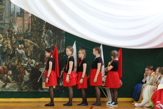 b_1024_768_0_00_images_2023_2024_WYDARZENIA_3maja_439262912_899745631953386_2507436305314199310_n